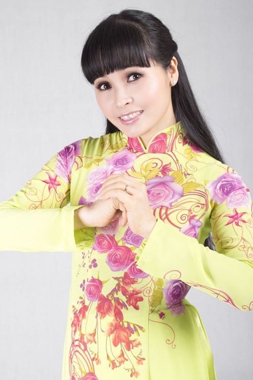 Ngày giáp tết, Trang Nhung tung MV “Vui đón xuân” - ảnh 9